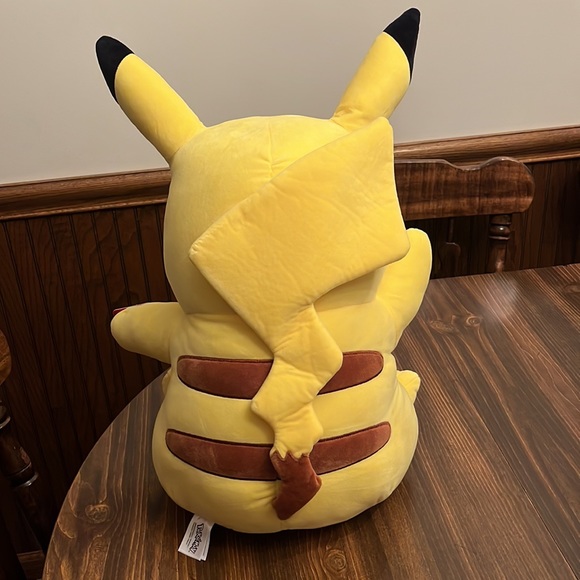 NWT Pokémon Pikachu 24 Inch Plush - Picture 5 of 11